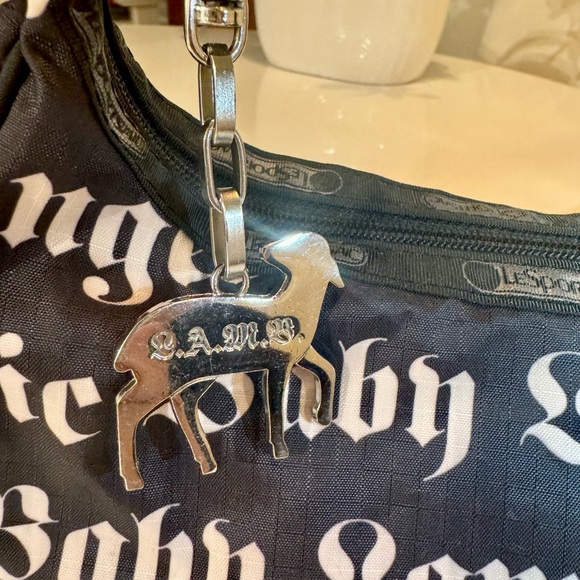 SOLD!! LAMB x LeSportSac Hella Good by Gwen Stefani Bag w charm 🐑 - Picture 4 of 7